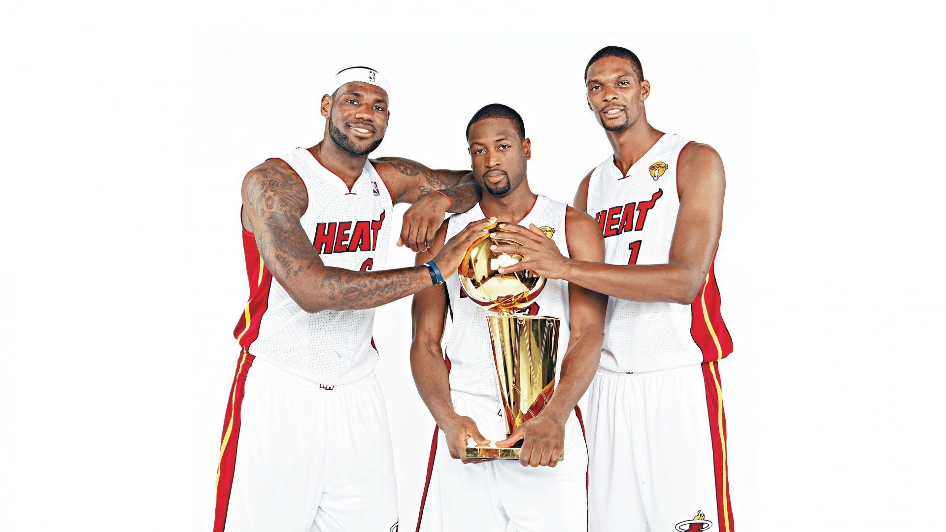 赛道上的绝对主宰，维斯塔潘统治全场，雷诺完胜哈斯的战术启示